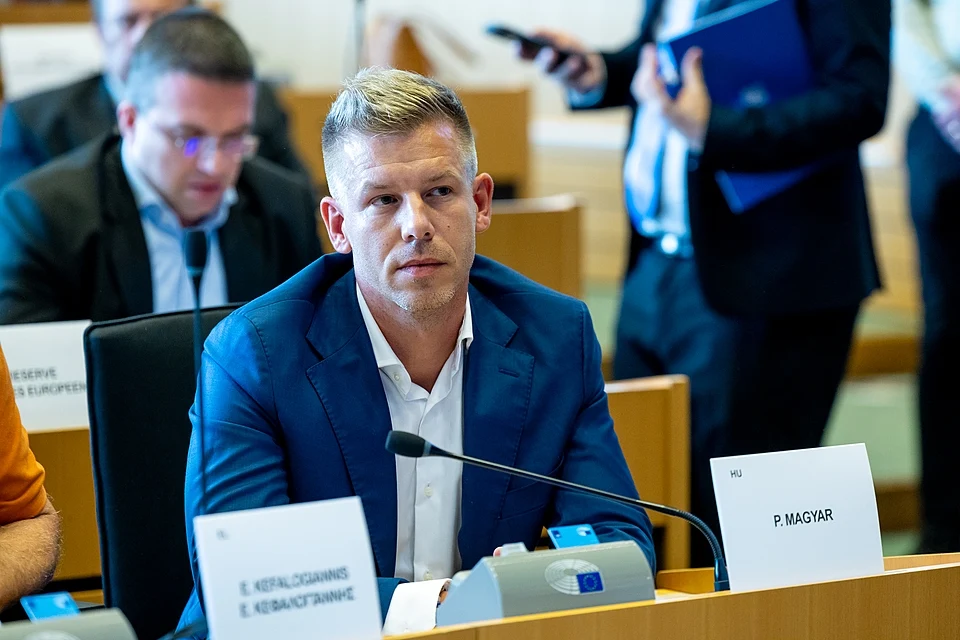 Aİ nümayəndələri  Budapeştdə Madyar ilə görüşəcəklər