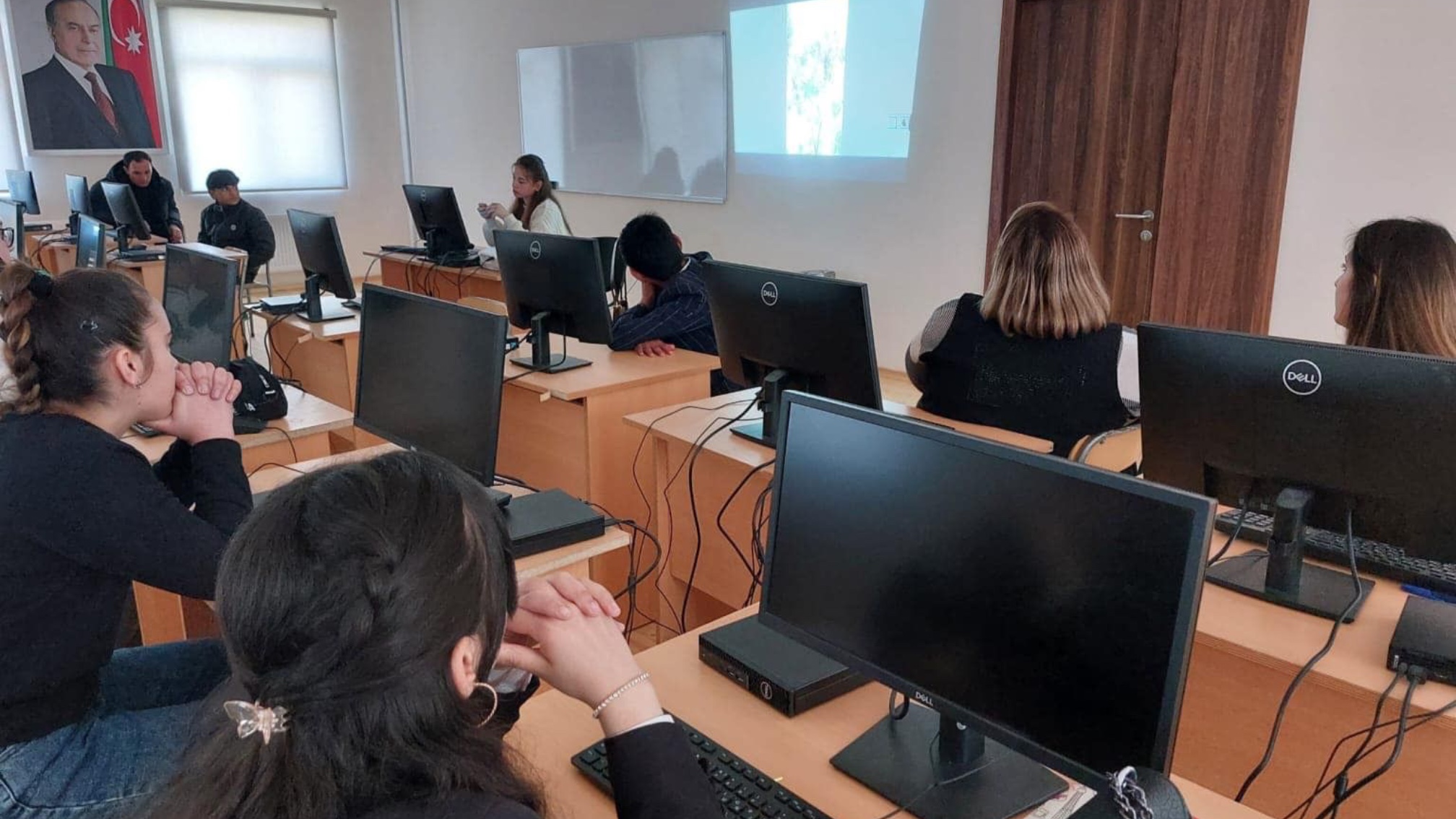  Neftçala Peşə Məktəbinin tədris infrastrukturu yenilənib - FOTOLAR