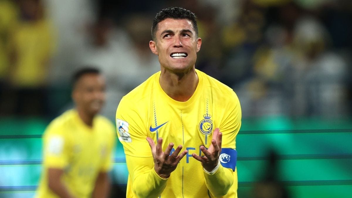 Ronaldonun oyun zamanı səhhəti pisləşdi 