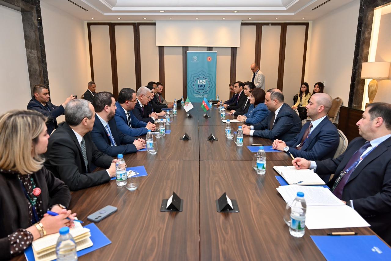 Sahibə Qafarova Əlcəzair Milli Xalq Assambleyasının sədri ilə görüşüb