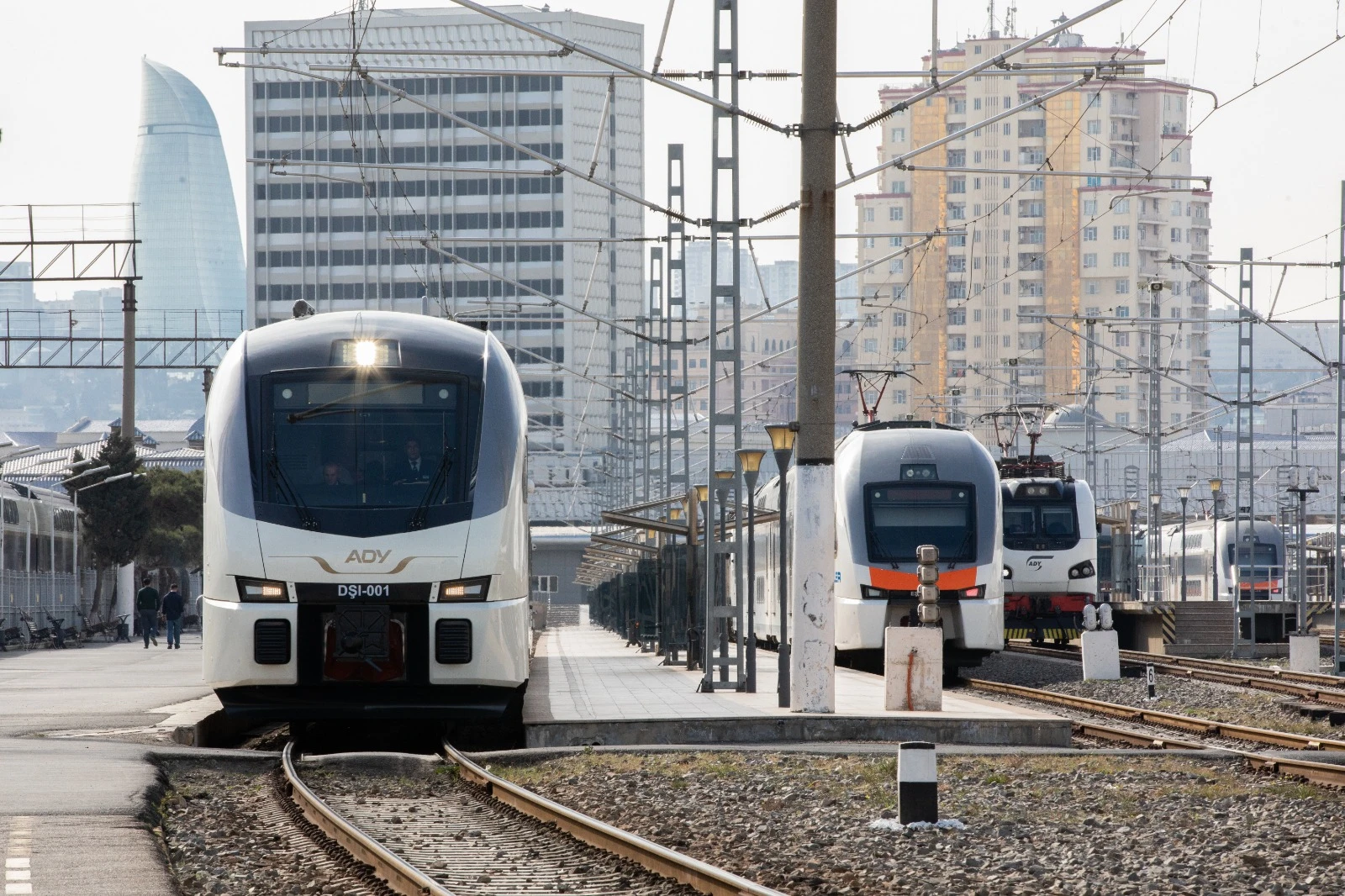 Bakı-Hövsan marşrutu üzrə yeni qatarlar alınır