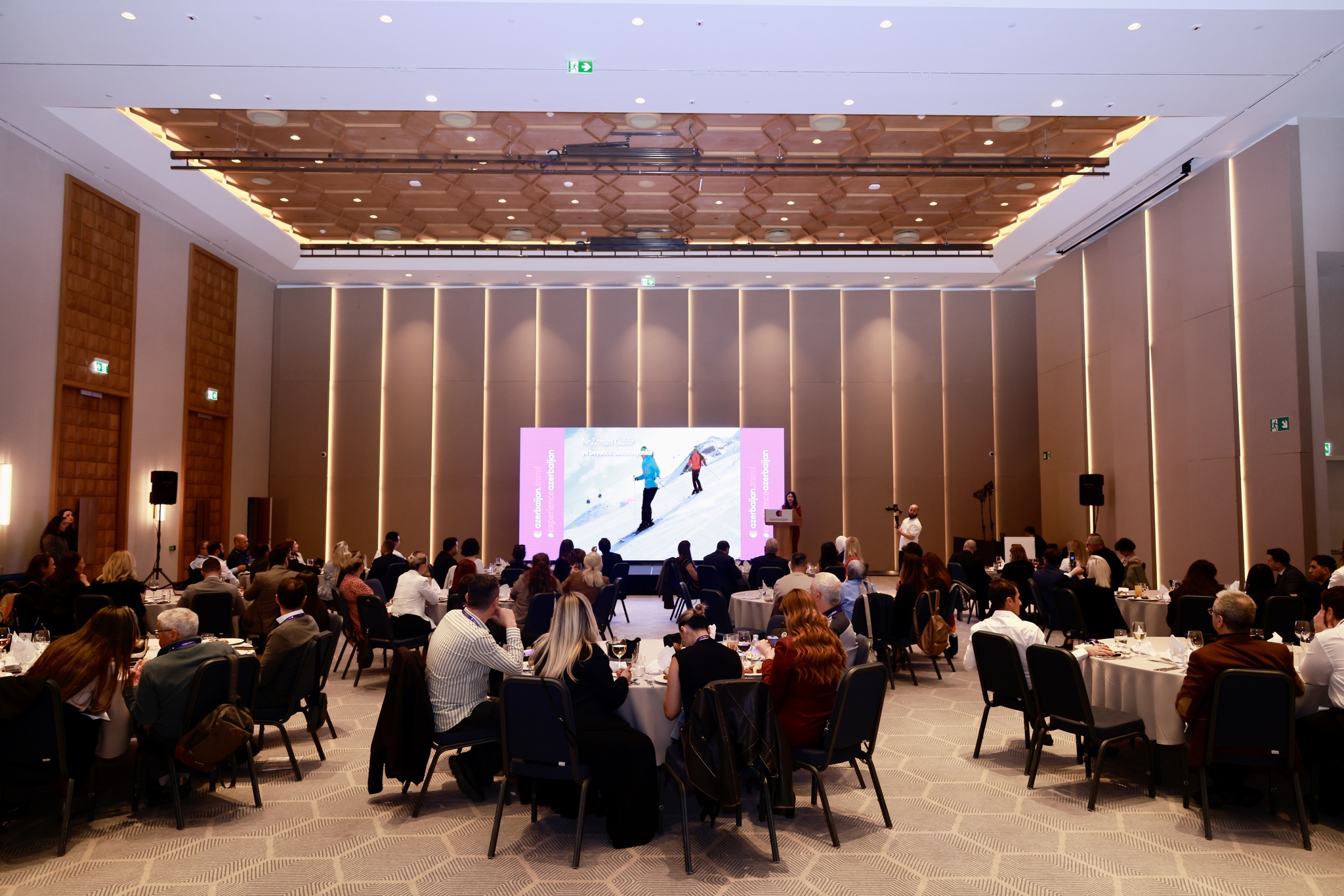 Azərbaycanın turizm imkanları Türkiyədə silsilə tədbirlər çərçivəsində təqdim olunub