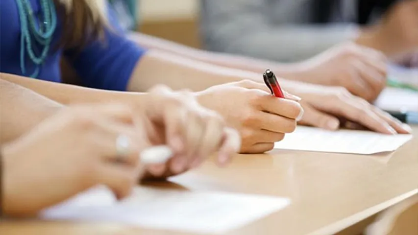 Azərbaycanda növbəti qəbul və buraxılış imtahanları keçirilir: 37 mindən çox namizəd iştirak edir