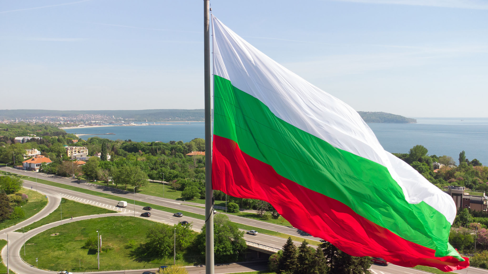 Bolqarıstanda parlament seçkilərinin ilkin rəsmi nəticələri açıqlanıb