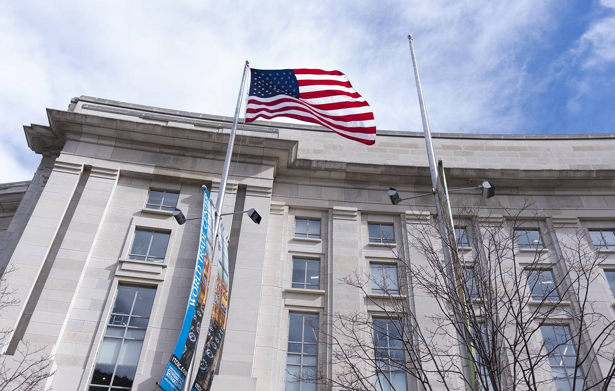 ABŞ administrasiyası hüquq-mühafizə orqanlarında 4000 vəzifəni ixtisar edib