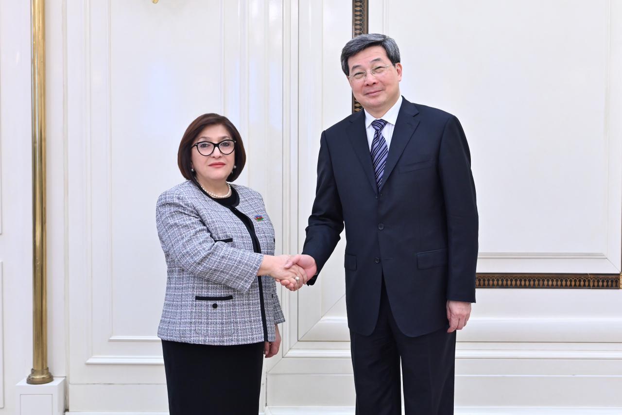 Sahibə Qafarova ÇXR Dövlət İnternet-informasiya Ofisinin naziri ilə görüşüb