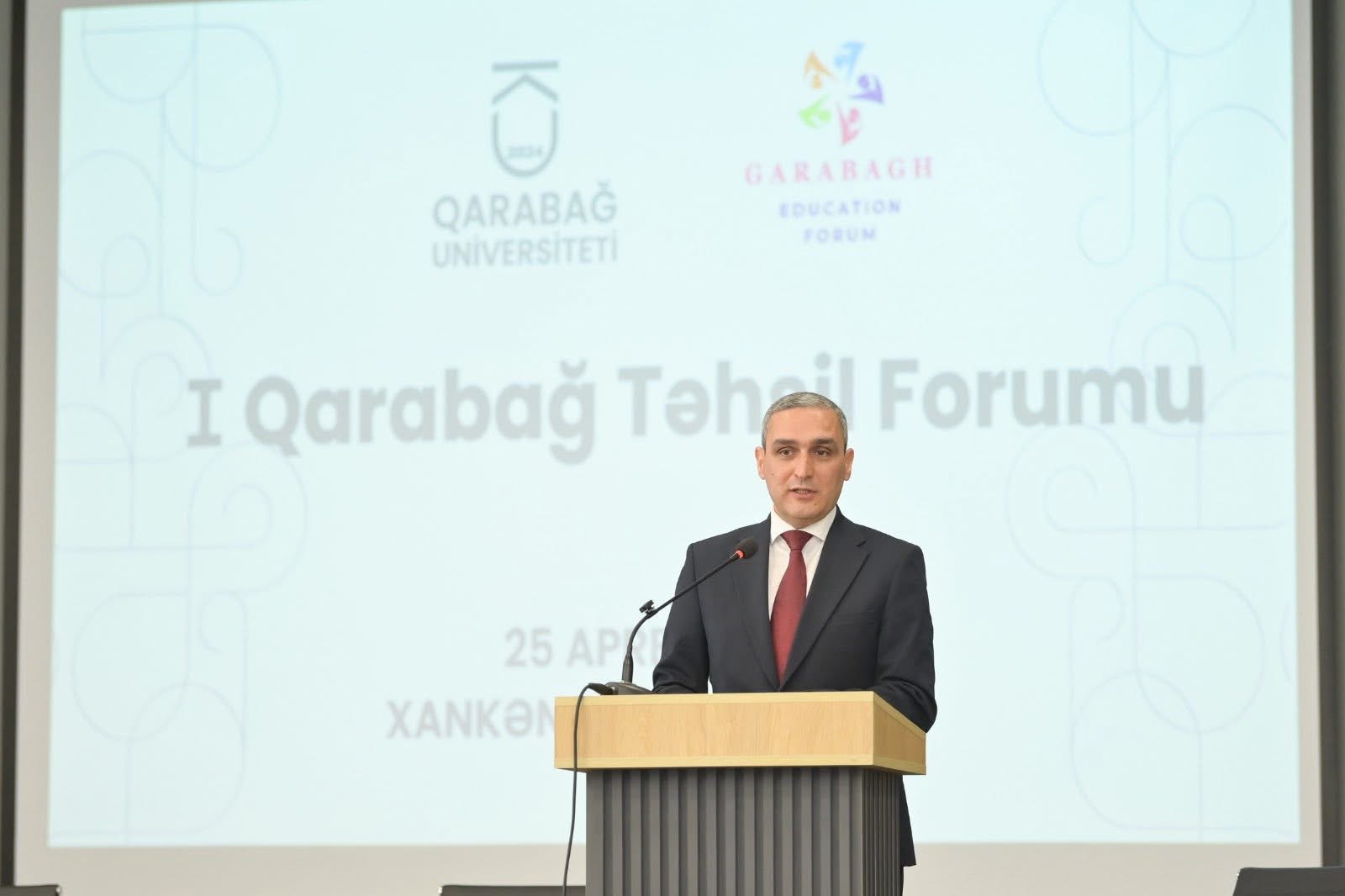 I Qarabağ Təhsil Forumu öz işinə başlayıb - FOTOLAR