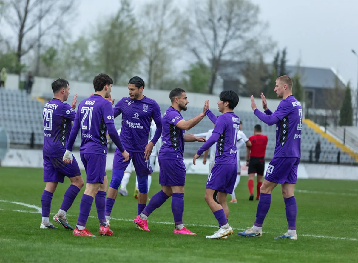 "Sumqayıt" səfərdə 50-ə çatdı 