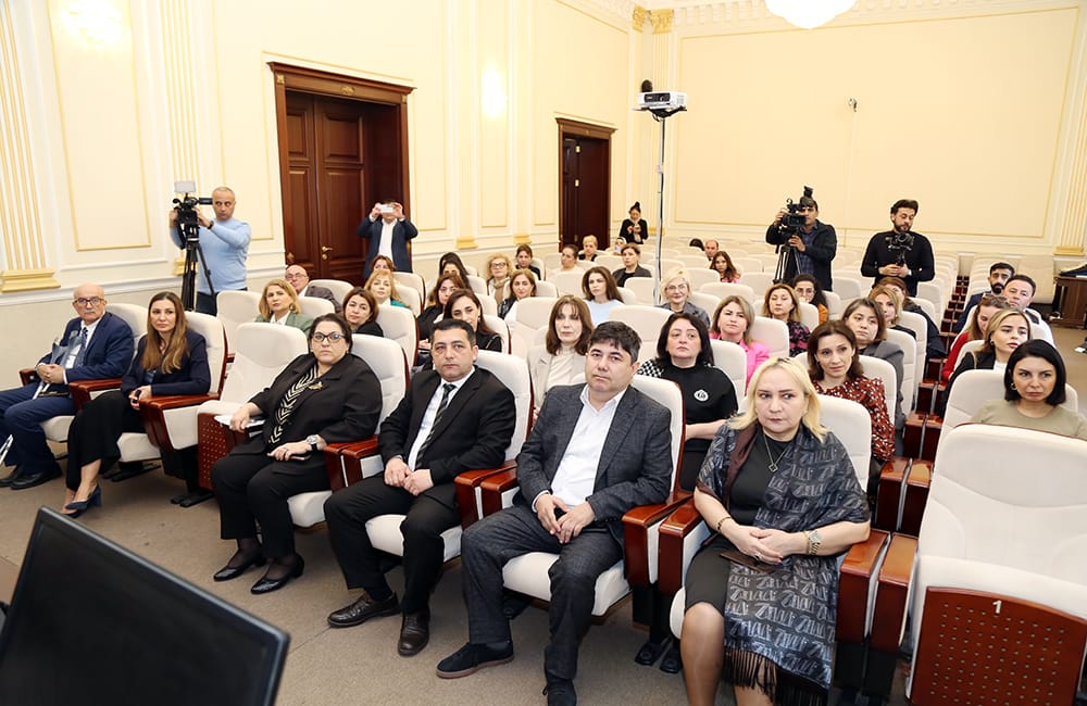 AMEA əməkdaşları üçün müayinə aksiyaları və maarifləndirmə tədbirləri təşkil olunub 