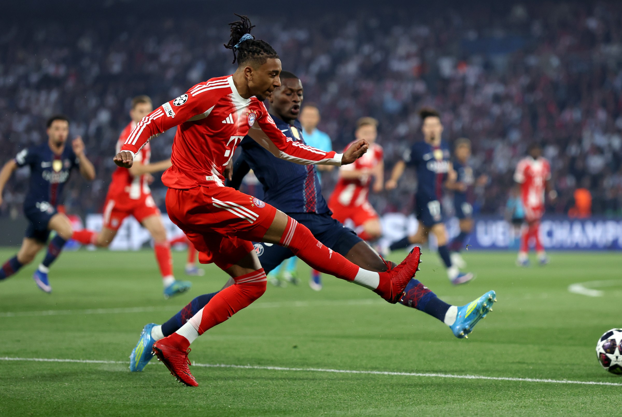 "Bavariya" 1995-ci ildən bəri ilk dəfə avrokuboklarda beş qol buraxıb