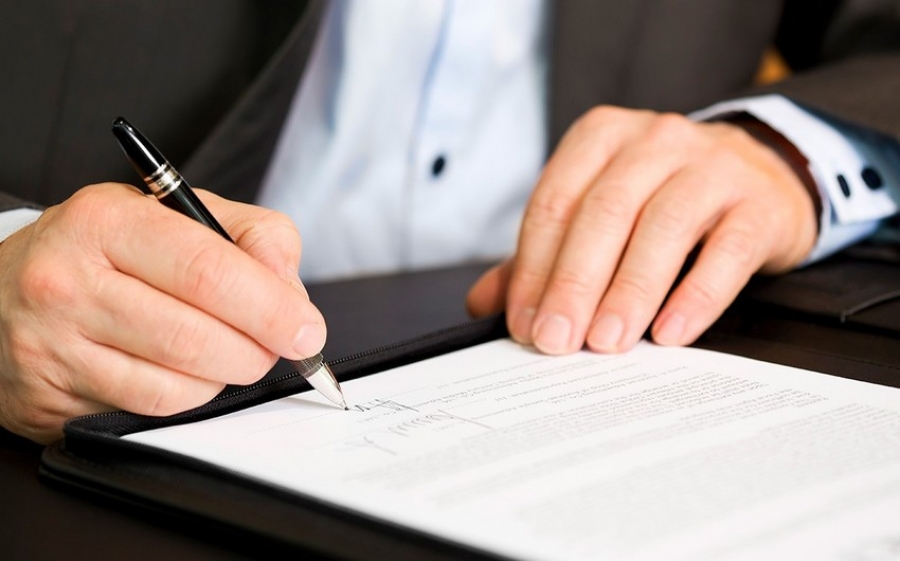 Özəl sektorda əmək müqavilələrinin sayı 2,1 dəfə artıb