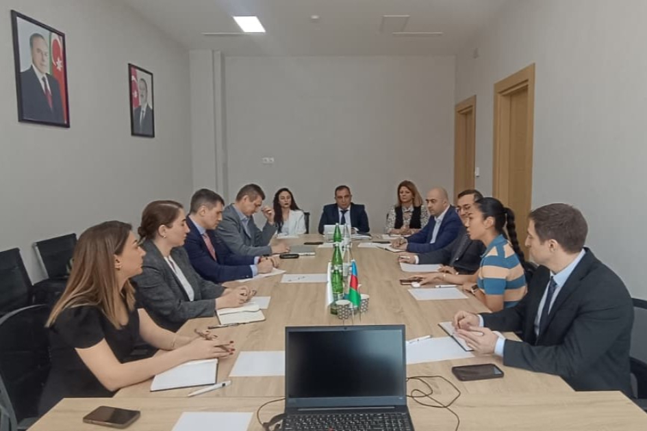 Bakıda Azərbaycan və FAO rəsmilərinin görüşü keçirilib