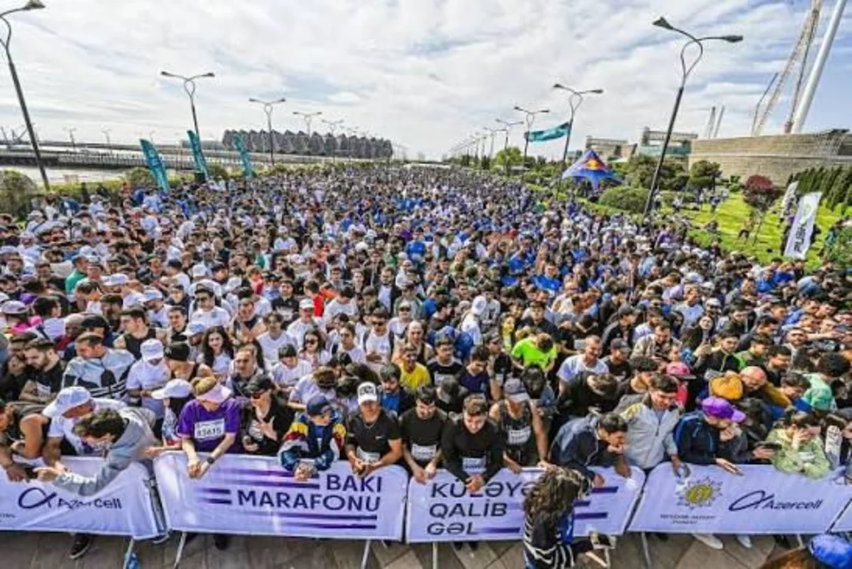 XİN əməkdaşları "Bakı Marafonu 2026"da iştirak ediblər