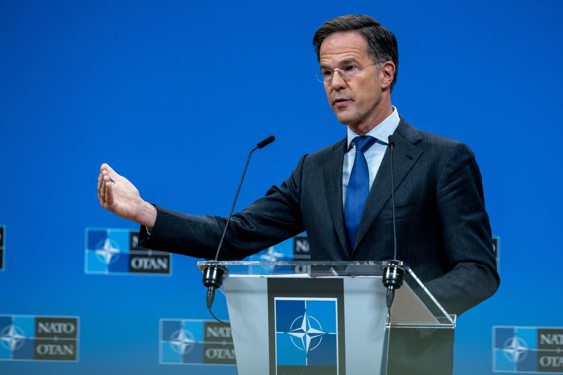 Mark Rutte Ermənistana səfər edib