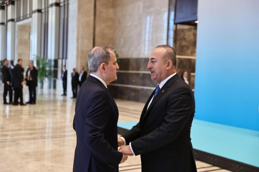 Ceyhun Bayramov və Mövlud Çavuşoğlu arasında telefon danışığı olub