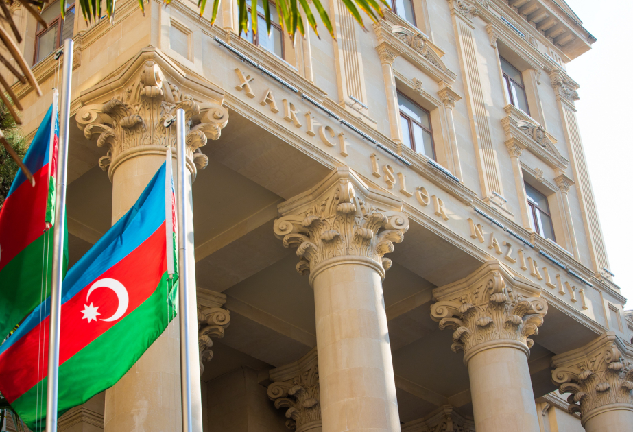 Xarici İşlər Nazirliyində diplomatik xidmətə qəbul üzrə müsabiqəyə qeydiyyat müddəti uzadılıb