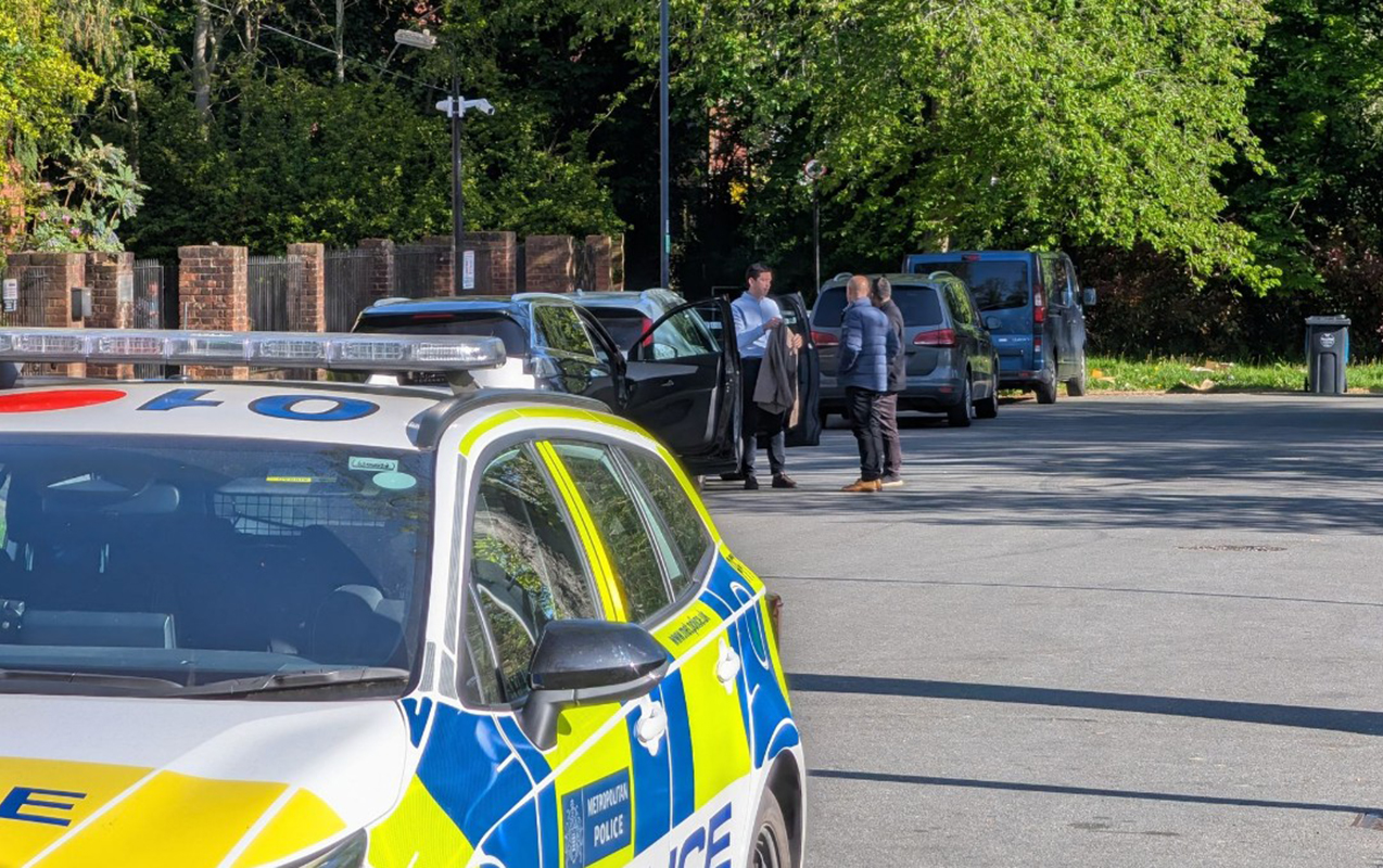 Londonda yəhudi icmasına hücum edilib