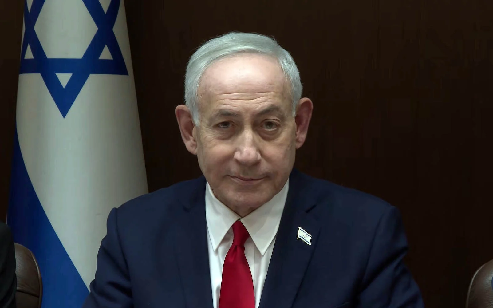 Netanyahu BƏƏ-yə gizli səfər edib