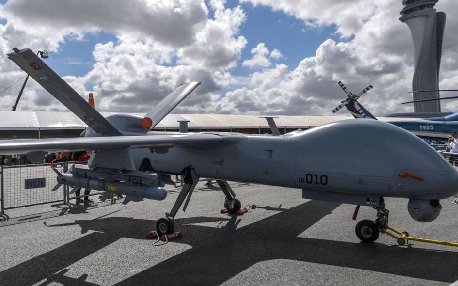 Türkiyə Qazaxıstanda hərbi dronlar istehsal edəcək
