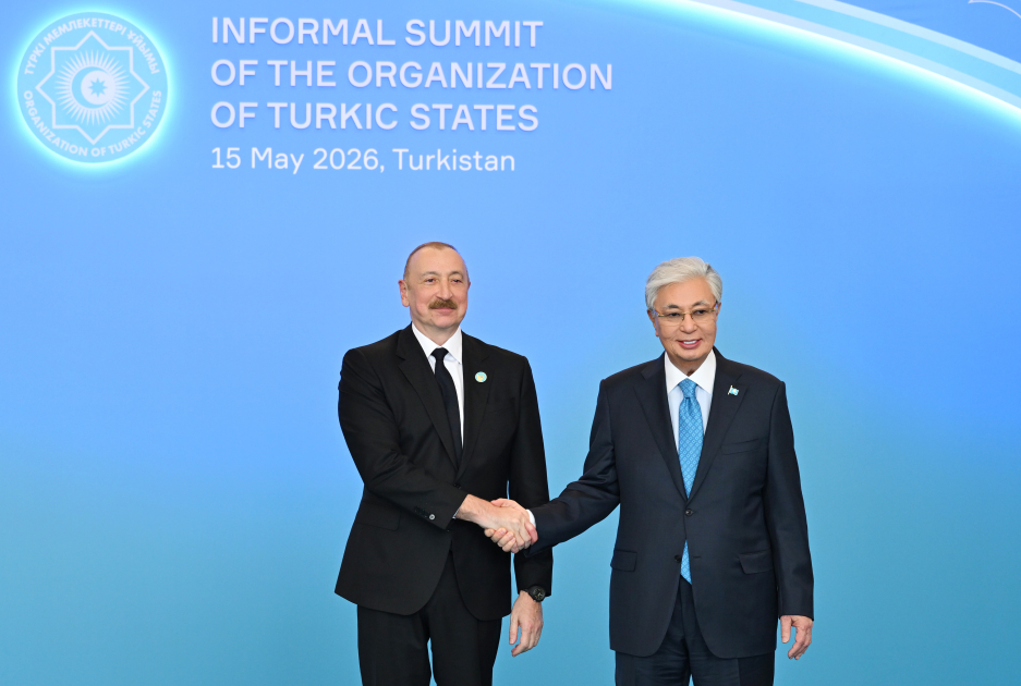 İlham Əliyev Türküstanda TDT-nin qeyri-rəsmi Zirvə görüşündə iştirak edir