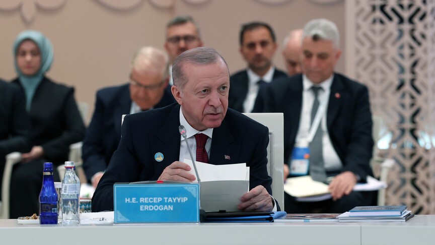 Ərdoğan türk əlifbasının istifadəsinin genişləndirilməsinə çağırıb