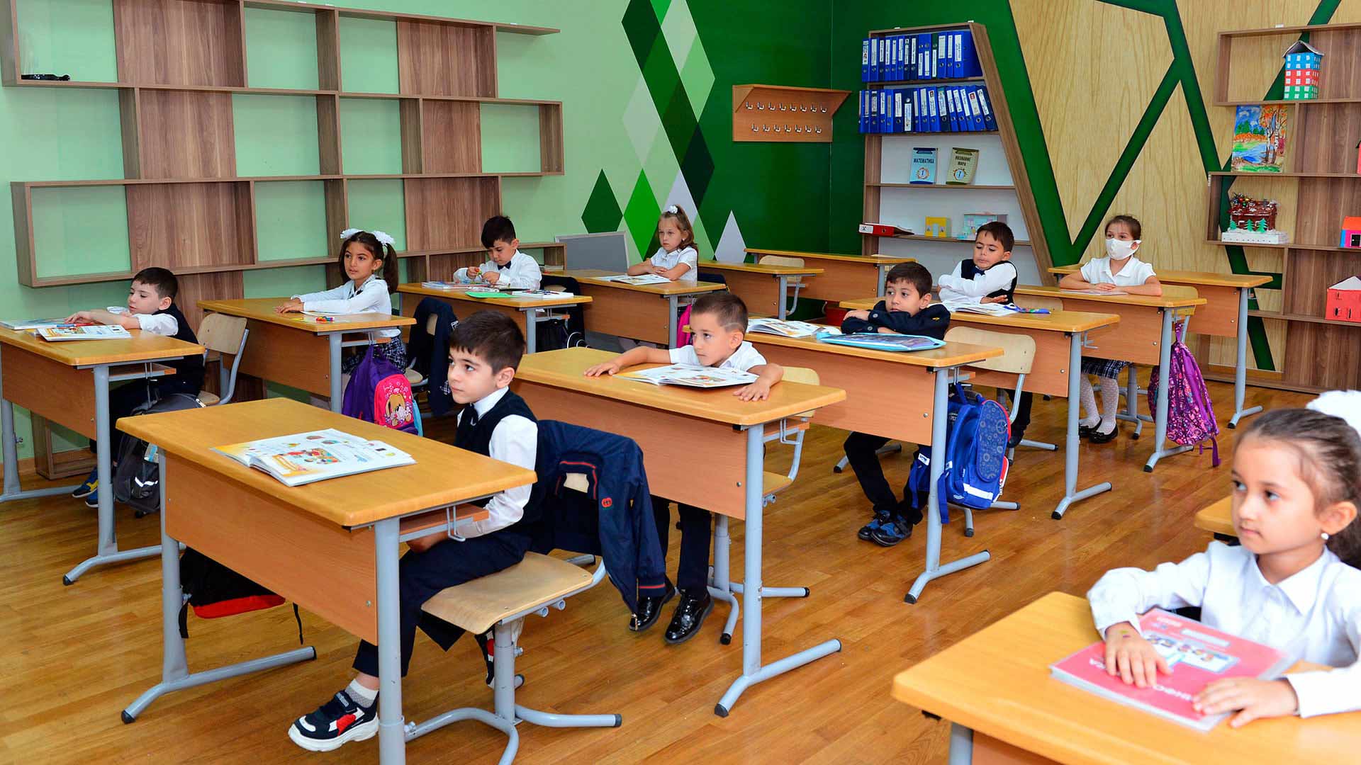 MÜTDA: 100 mindən çox uşağın I sinfə qəbul prosesi tamamlanıb