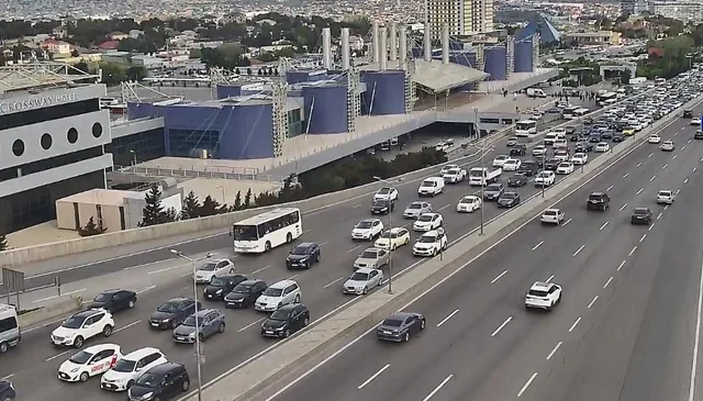 Hazırda sıxlıq müşahidə olunan yollar açıqlanıb