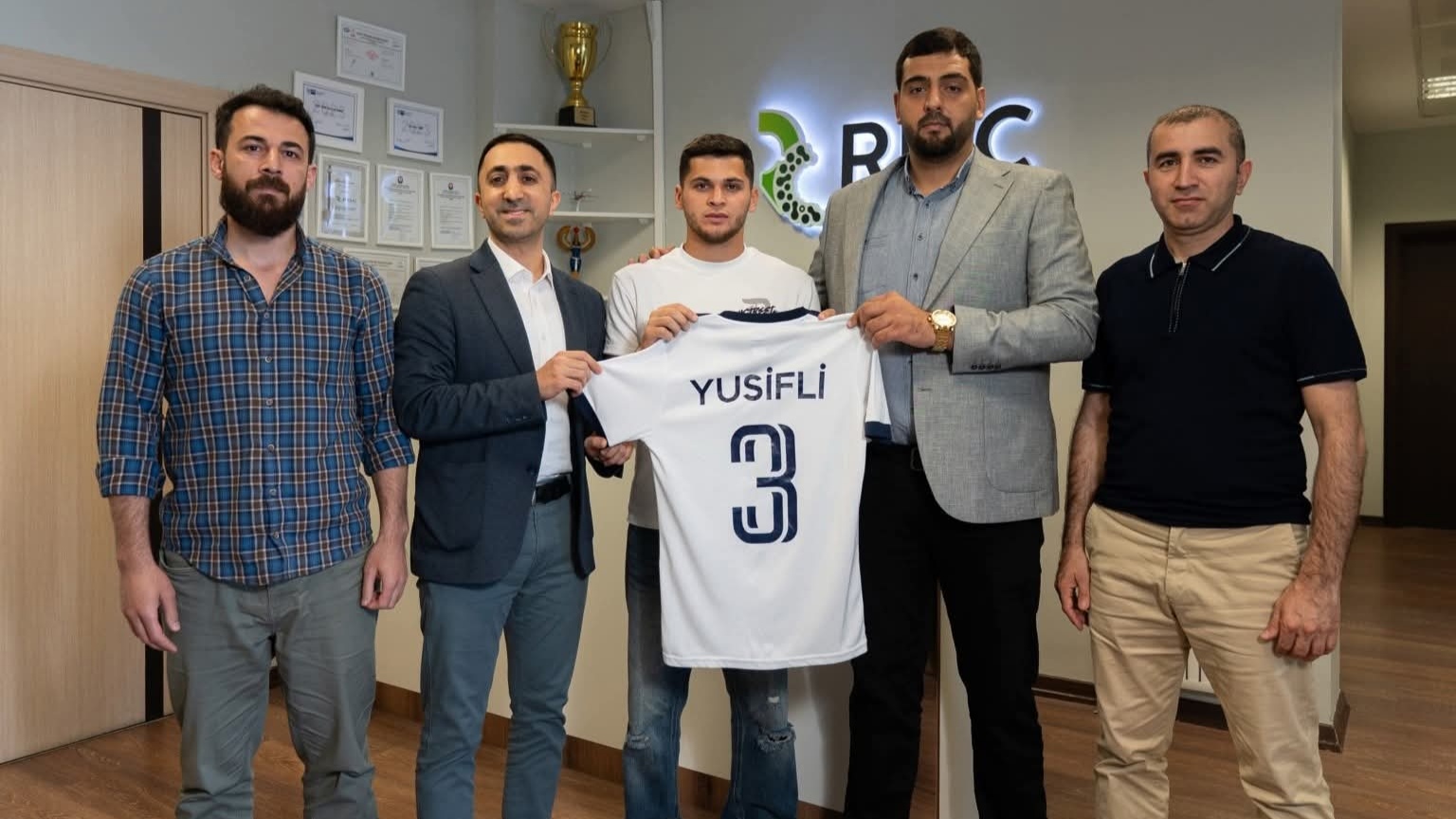 "İmişli" Tuncay Yusifliylə müqaviləni yenilədi