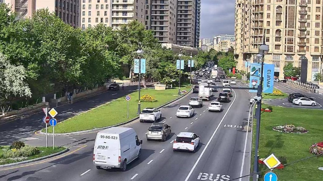Bakıda hazırda sıxlıq müşahidə olunan yollar açıqlanıb