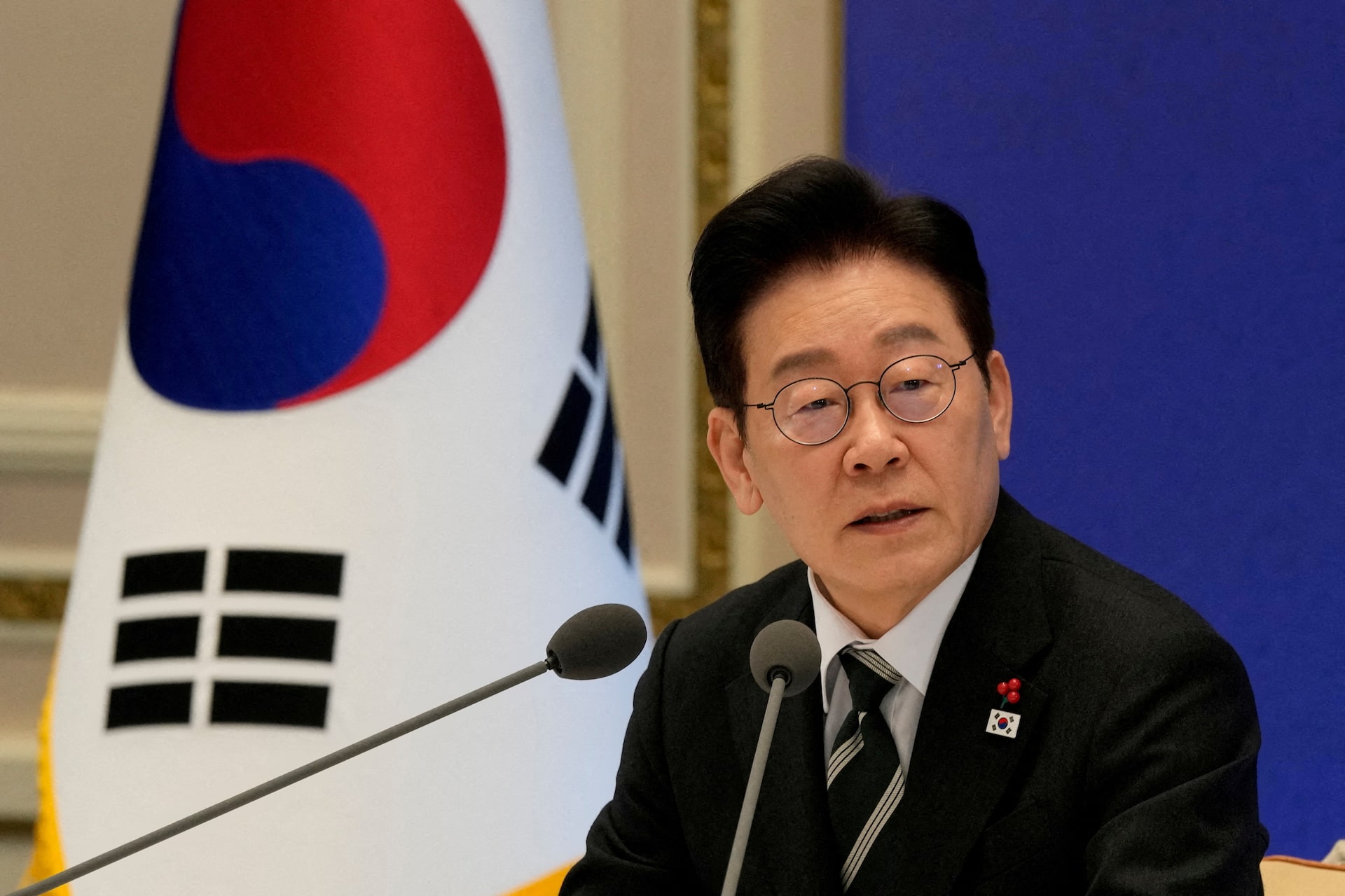 Koreya Prezidenti İlham Əliyevi Müstəqillik Günü münasibətilə təbrik edib