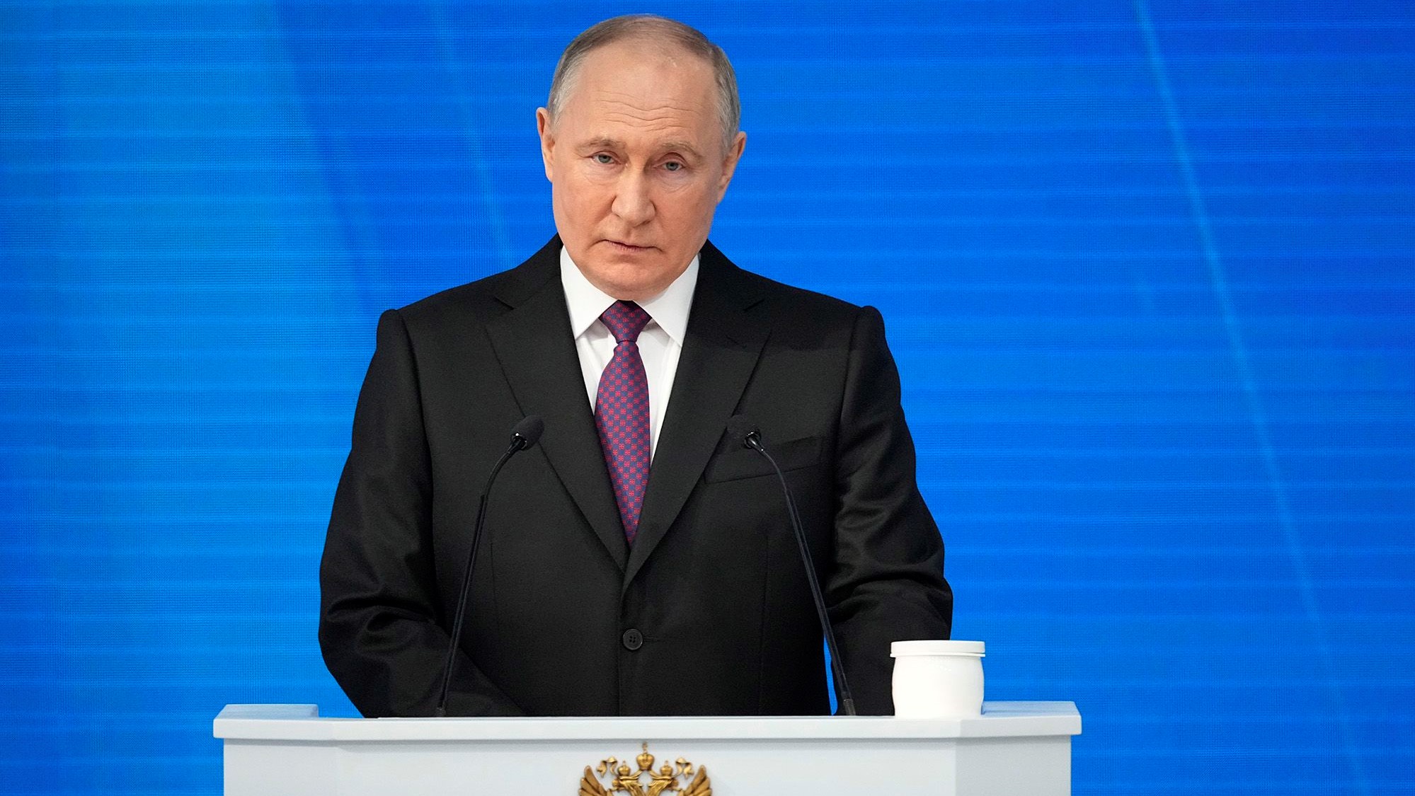Putin Qazaxıstana dövlət səfəri edəcək 
