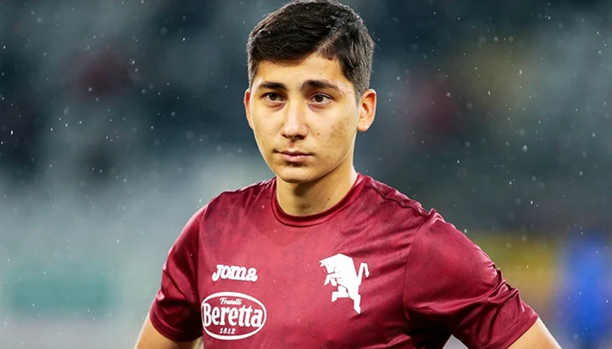 “Torino” türkiyəli futbolçu ilə bağlı qərar verib