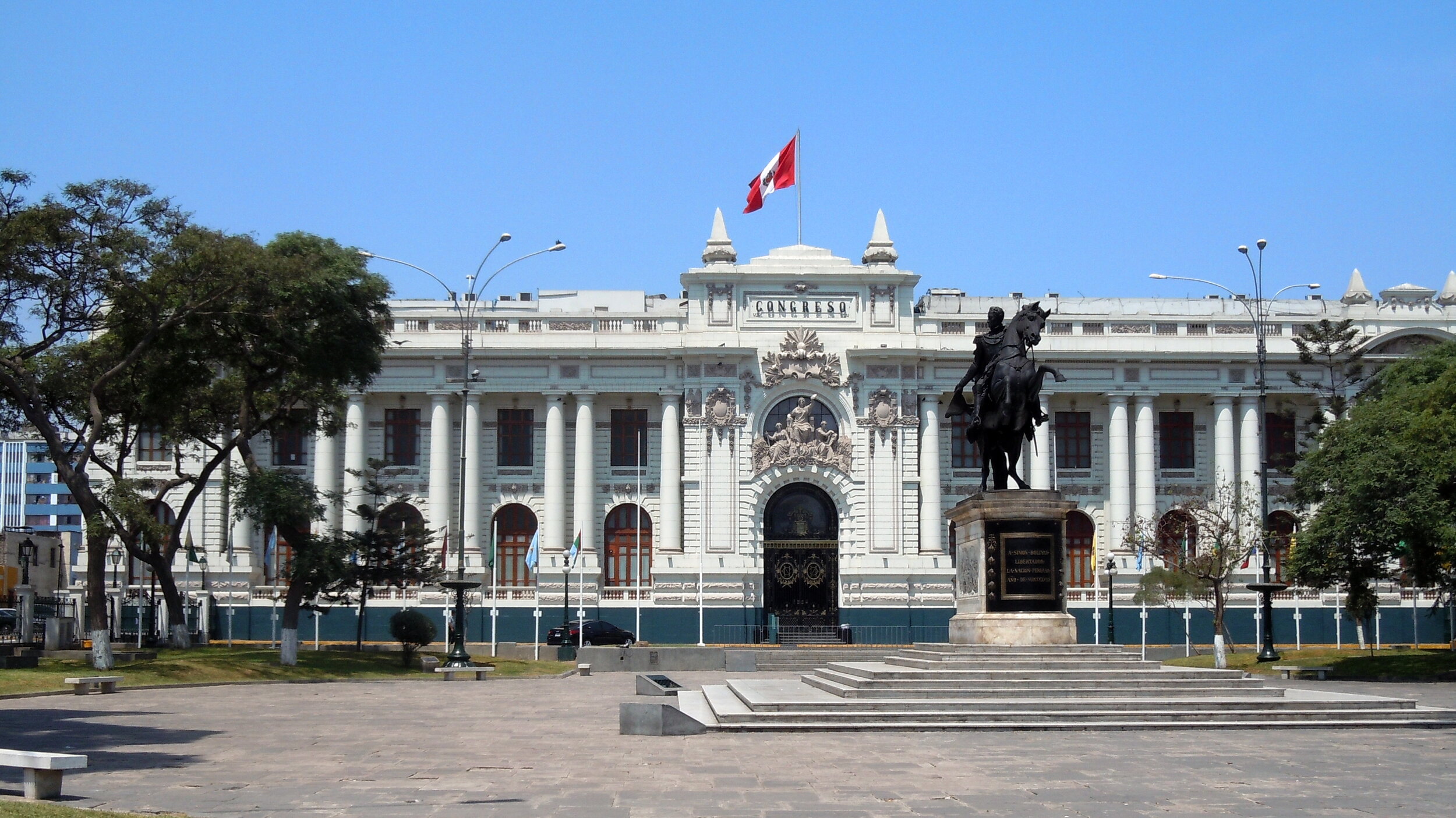 Peru Konqresi dünya azərbaycanlılarını Müstəqillik Günü münasibətilə təbrik edib