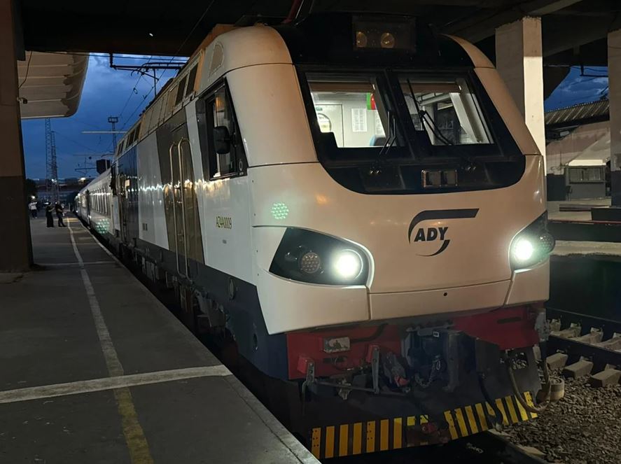 Bakı-Tbilisi-Bakı sərnişin qatarı Gürcüstandan Azərbayacana yola salınıb