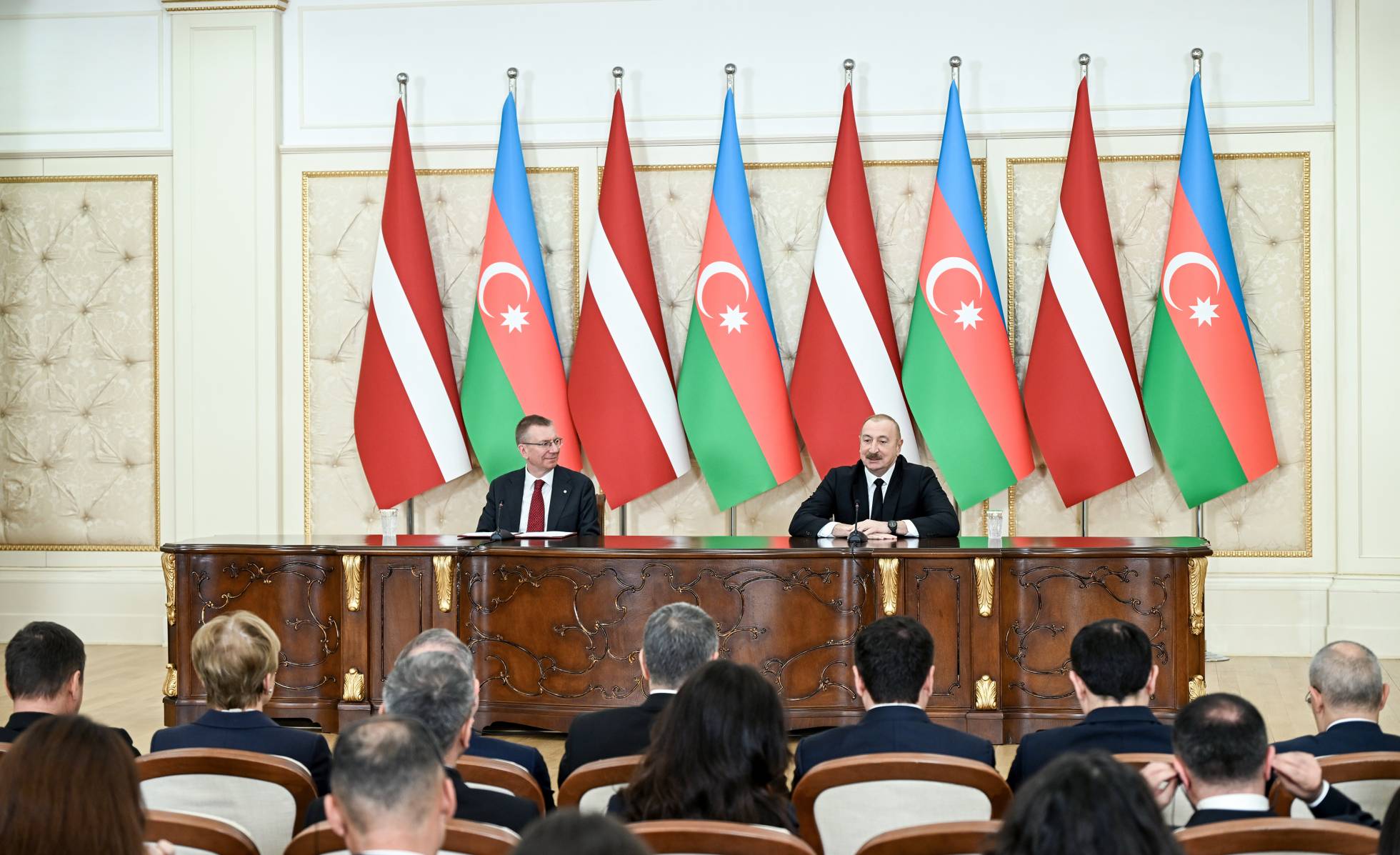 Latviya Prezidenti İlham Əliyevə təbrik məktubu ünvanlayıb