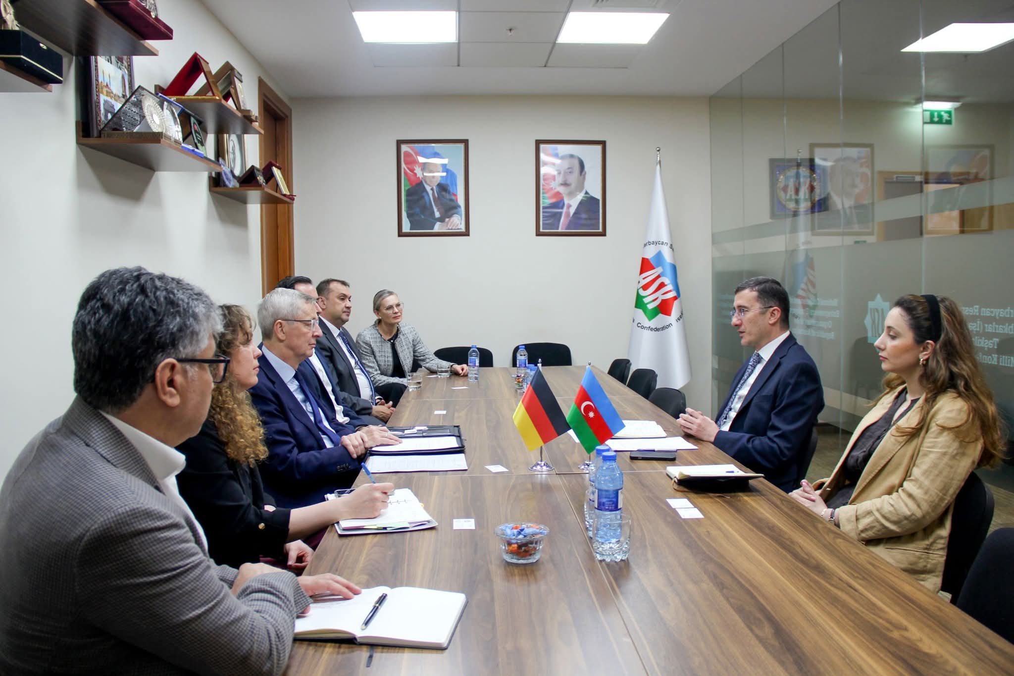 Azərbaycan və Almaniya biznes dairələri əməkdaşlıq perspektivlərini müzakirə ediblər