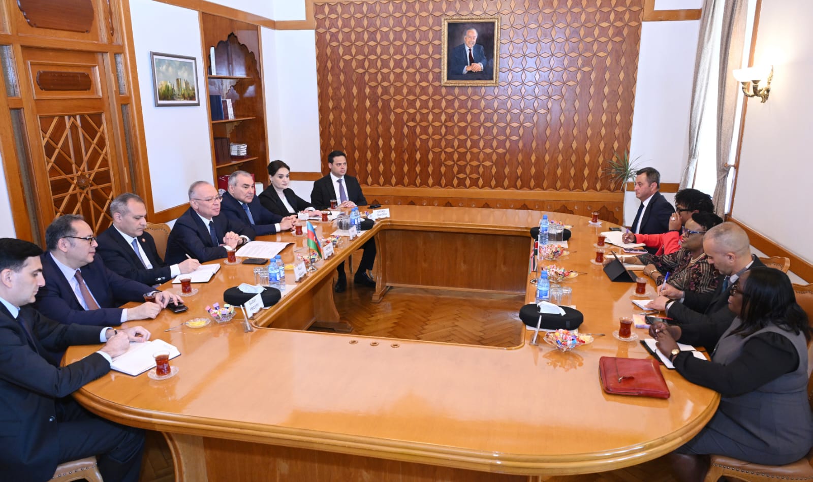Konstitusiya Məhkəməsində Keniya Ali Məhkəməsinin sədri ilə görüş keçirilib