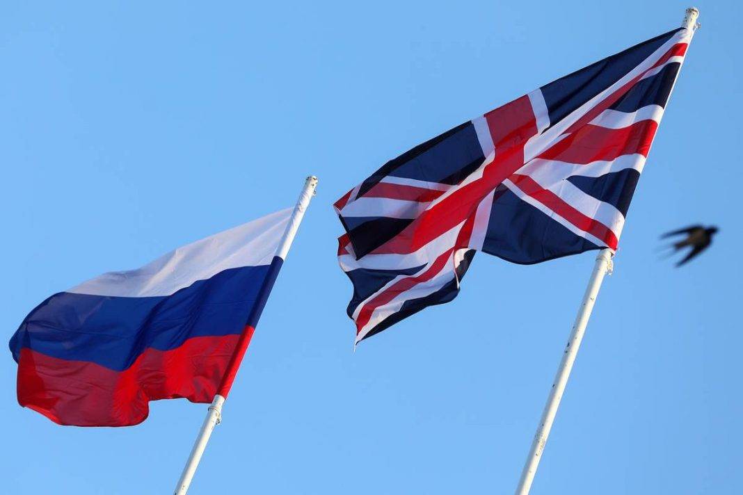 Britaniya Rusiya səfirini XİN-ə çağırıb