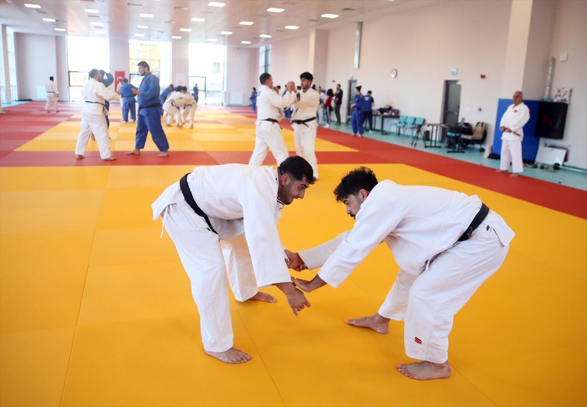 Azərbaycanın yeniyetmə cüdoçuları Avropa çempionatına Şamaxıda hazırlaşır
