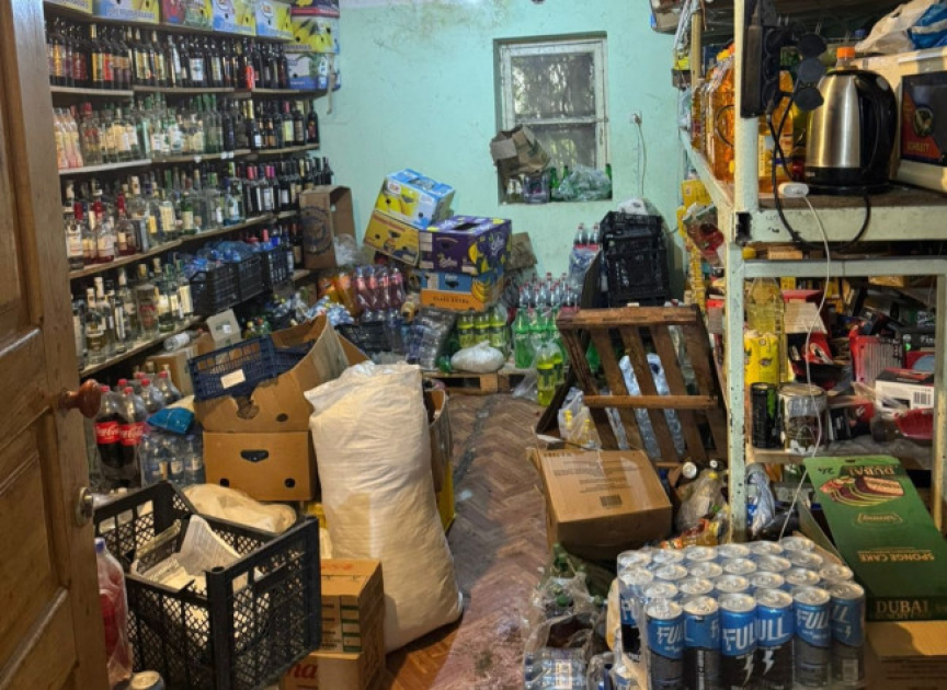 Gəncədə marketdə istehlaka yararsız məhsullar aşkarlanıb