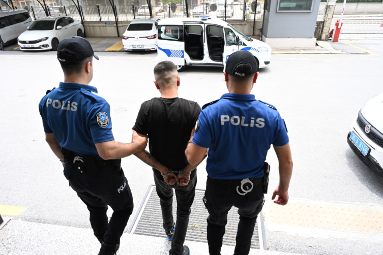 Mersində qırmızı bülletenlə axtarışda olan şəxs saxlanılıb