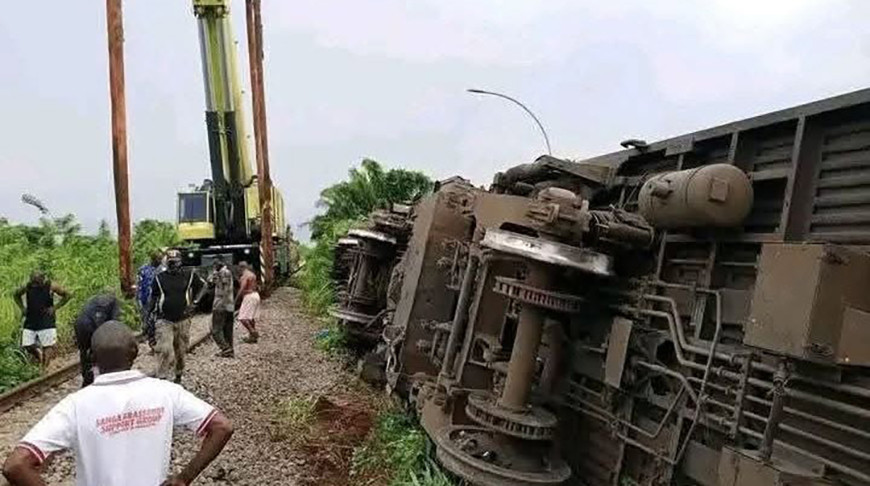 Nigeriyada sərnişin qatarı relsdən çıxıb: 4 nəfər ölüb, 24 nəfər yaralanıb