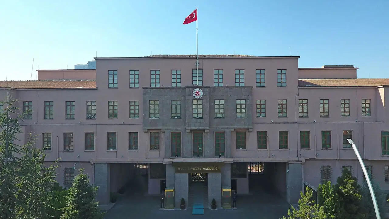 Türkiyə Milli Müdafiə Nazirliyi Azərbaycanı Qurtuluş Günü münasibətilə təbrik edib