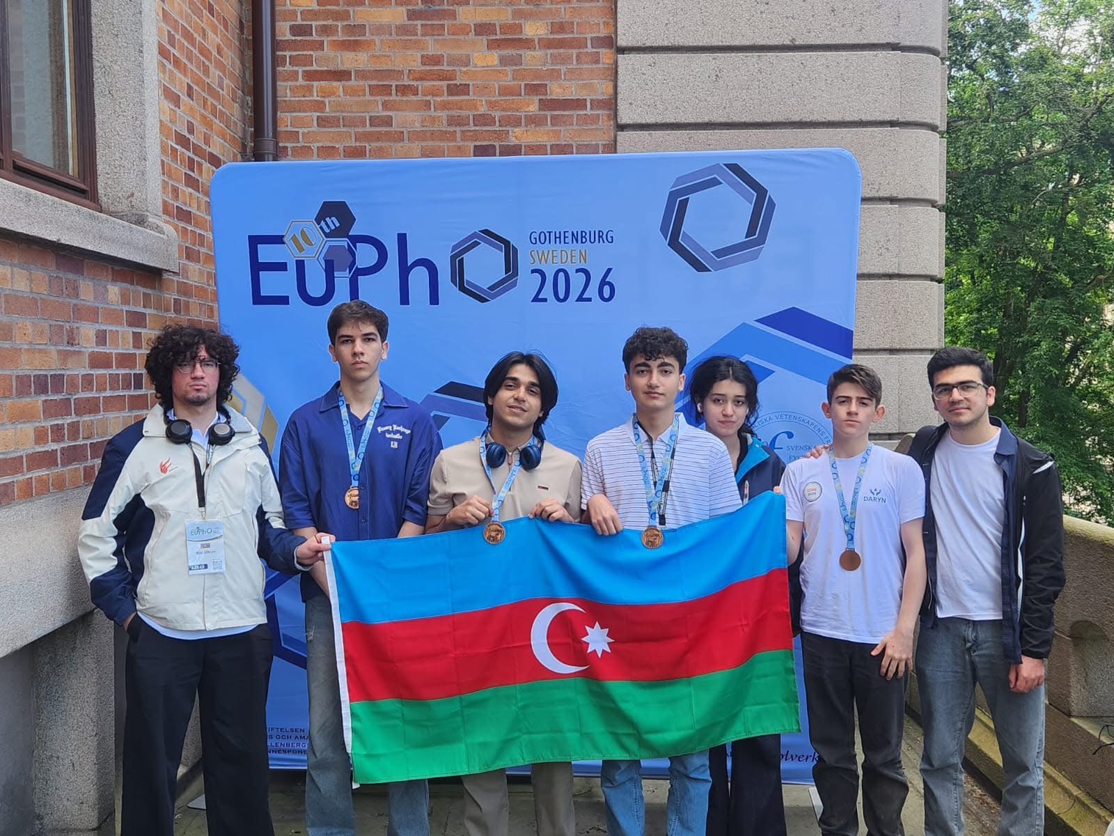 Azərbaycanlı məktəblilər Avropa Fizika Olimpiadasında 4 bürünc medal qazanıblar