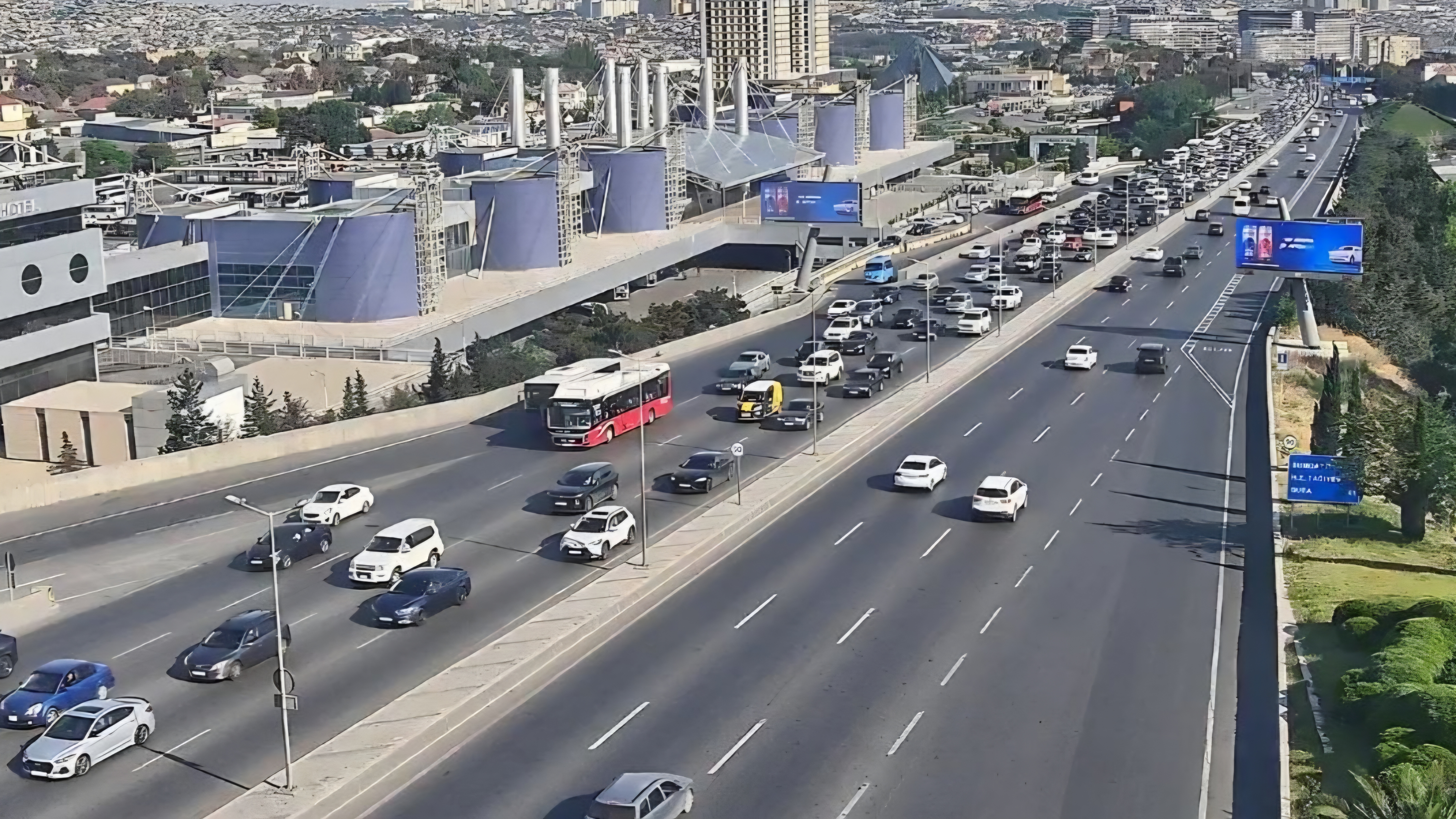 Bakıda hazırda sıxlıq müşahidə olunan yollar açıqlanıb