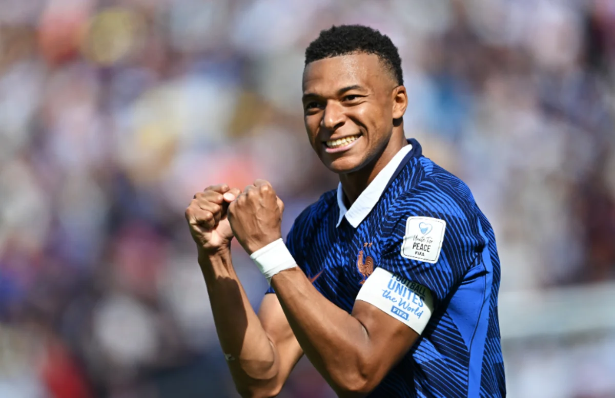 Mbappe: "Messinin nə etdiyinə baxmıram, əks halda daha çox şey etməli olardım"