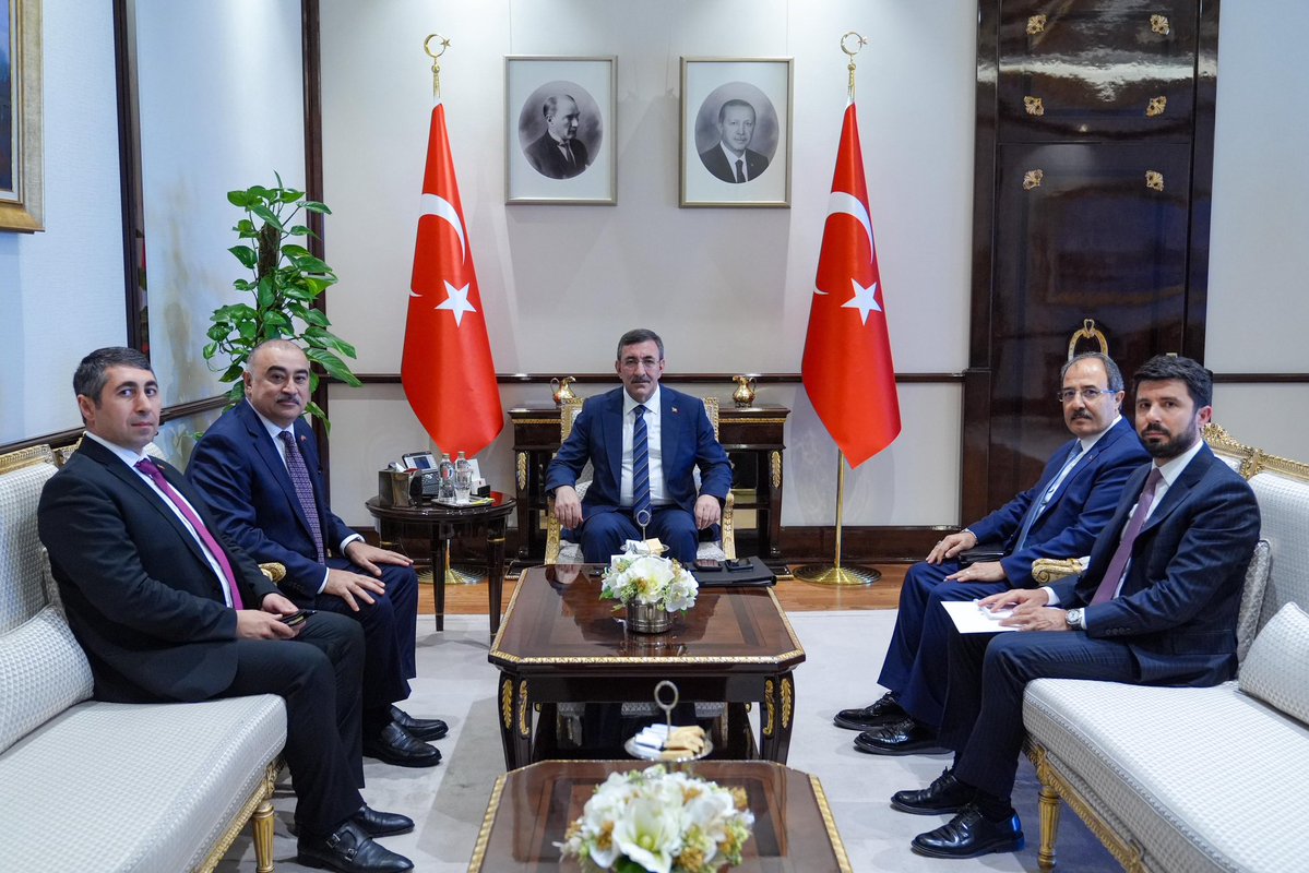 Cevdet Yılmaz Rəşad Məmmədovla görüşüb