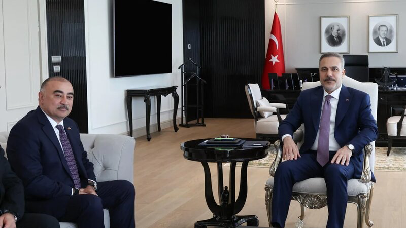 Hakan Fidan Rəşad Məmmədovla görüşüb