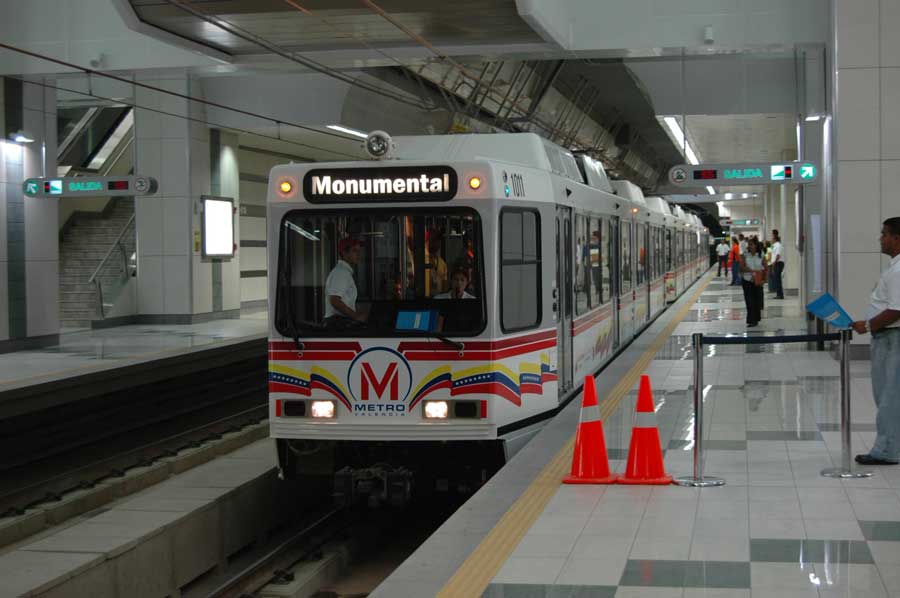 Karakas metrosunun fəaliyyəti dayandırılıb
