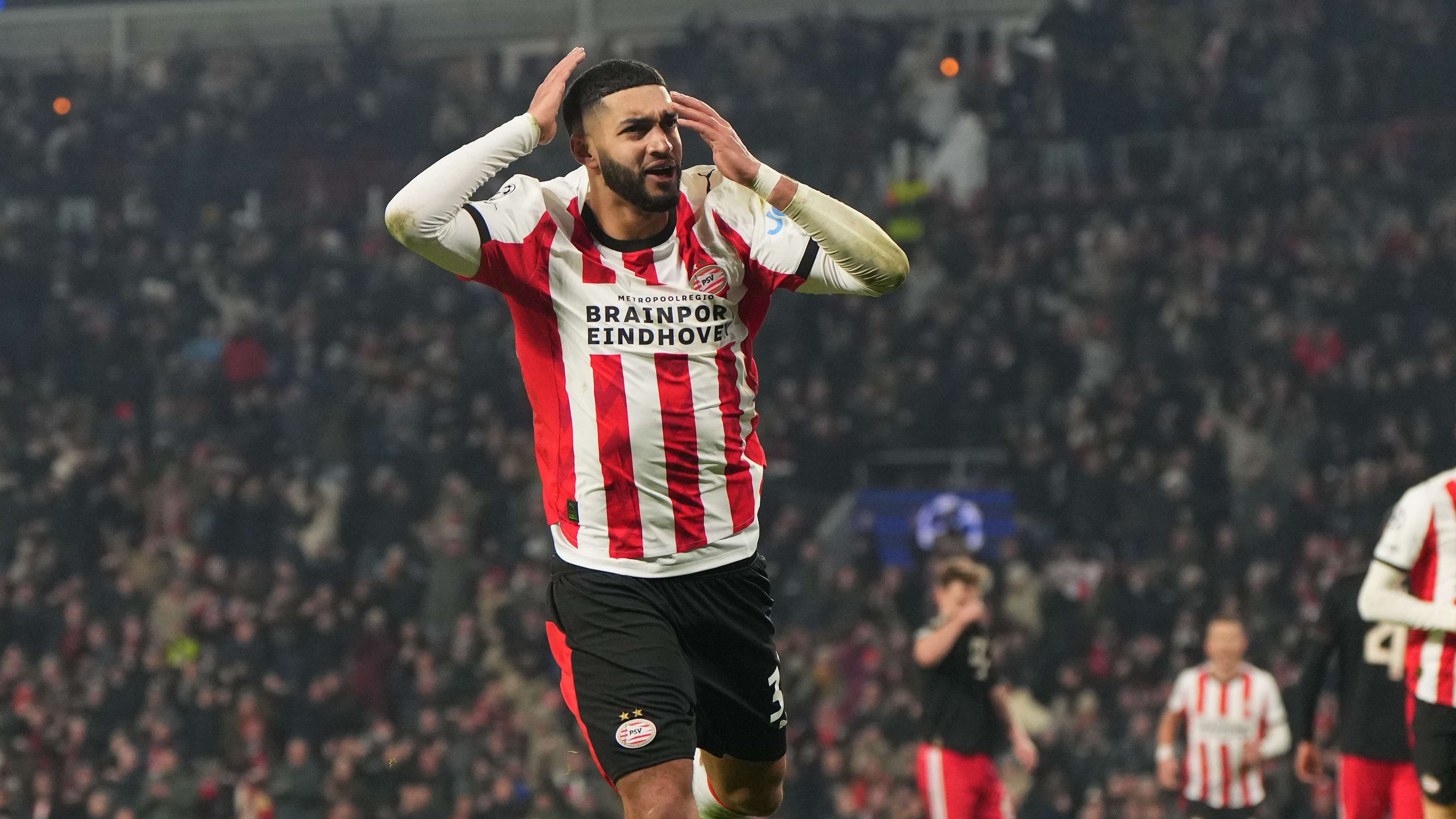 "Bavariya" PSV-nin yarımmüdafiəçisini transfer edir 